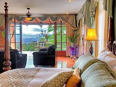 Hotel Ringle Guachipelin