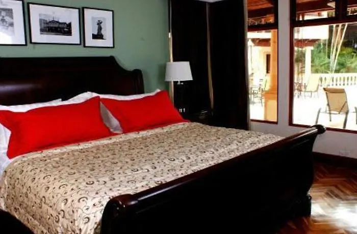 Hotel Ringle Guachipelin